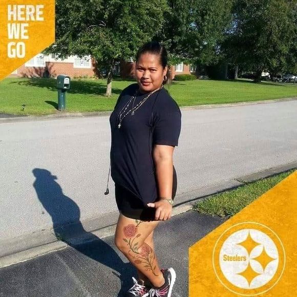 Meet your Posher, Selena - Picture 1 of 1